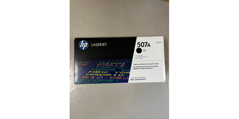 Toner HP 507A Schwarz CE400A Neu OVP Original HP LaserJet M551 Rg MwSt Toner HP 507A Schwarz CE400A Neu OVP Original HP LaserJet M551 Rg MwSt