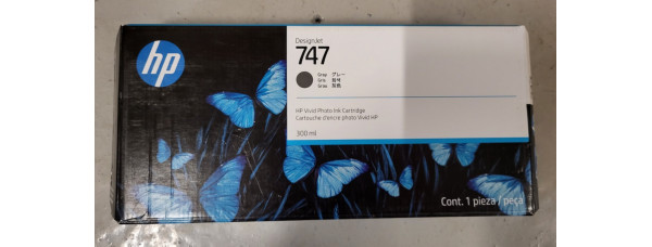 Druckpatrone HP 747 Grau P2V86A Neu OVP Original Designjet Z6 MHD: 03.2025  