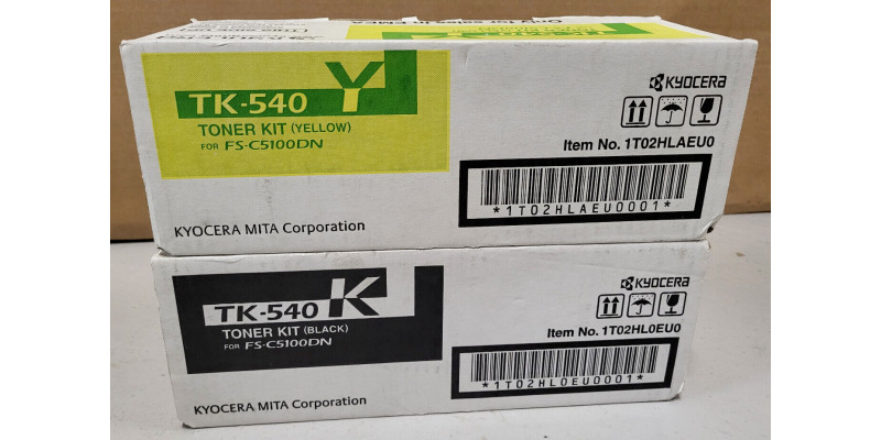 2 Toner Kyocera TK-540 YK Neu OVP A-Ware Original FS-C5100DN  . 