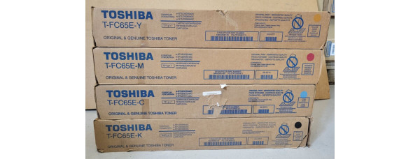 4 Toner Toshiba T-FC65E-C T-FC65E-M T-FC65E-Y T-FC65E-K Neu OVP B-Ware . 