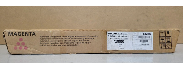 Toner Ricoh MP C3000 Magenta 842032 Neu OVP Original  . 
