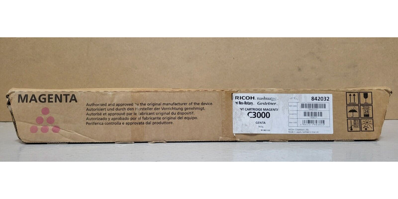 Toner Ricoh MP C3000 Magenta 842032 Neu OVP Original  . 