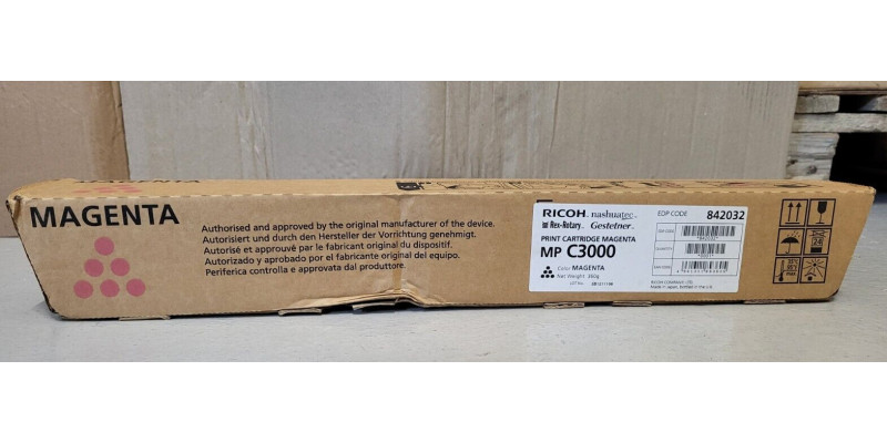 Toner Ricoh MP C3000 Magenta 842032 Neu OVP A-Ware Original  . 