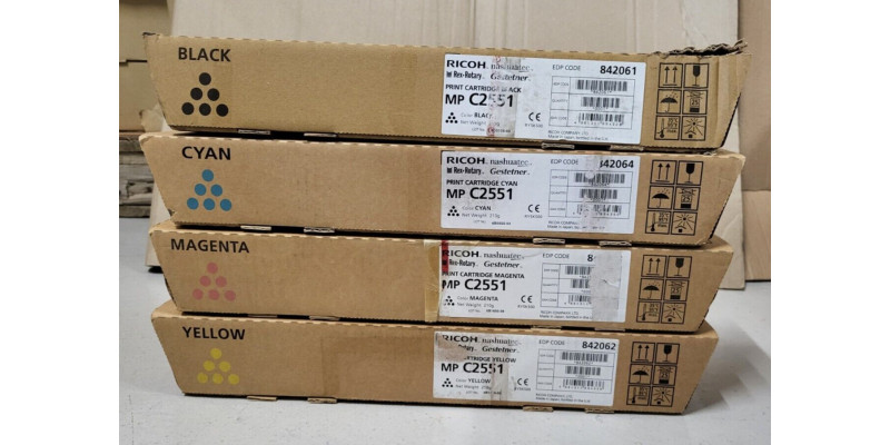 4 Toner Ricoh MP C2551 842061 842064 842063 842062 Neu OVP Original . 