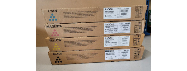 4 Toner Ricoh MP C3501E / MP 3300E 841124 841127 841426 841425 Neu OVP A-Ware 