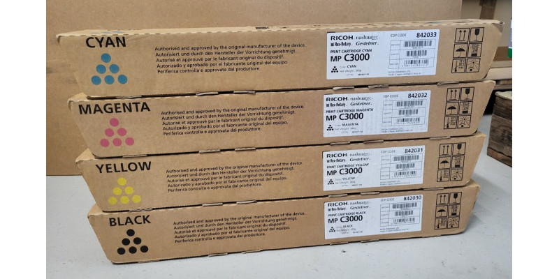 4 Toner Ricoh MP C3000 842030 842033 842032 842031 Neu OVP A-Ware Original 